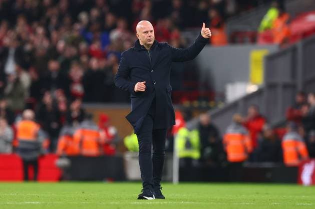 Liverpool manager Arne Slot at the end of the match Liverpool v Barnsley, Emirates FA Cup, Third Round, Football, Anfield, Liverpool, UK - 12 Jan 2026Liverpool Anfield United Kingdom EDITORIAL USE ONLY No use with unauthorised audio, video, data, fixture lists, club league logos or live services. Online in-match use limited to 120 images, no video emulation. No use in betting, games or single club league player publications. Copyright: xPaulxCurrie Shutterstockx 16246339dz