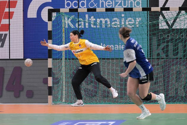Lara-Sophie Lepschi (HSG Blomberg-Lippe, 27) im Tor TusSies Metzingen vs. HSG Blomberg-Lippe, Handball, Alsco HBF, 13.Ligaspieltag, Saison 2025 2026, 14.01.2026 TusSies Metzingen vs. HSG Blomberg-Lippe, Handball, Alsco HBF, 13.Ligaspieltag, Saison 2025 2026, 14.01.2026 Tuebingen Copyright: xEibner-Pressefoto TobiasxBaurx EP_TBR