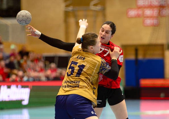 Kelly, de Abreu Rosa (Thueringer HC, 77) Neuzugang beim Thueringer HC, Lin Elisabeth, Lueck (Buxtehuder SV, 51) GER, Thueringer HC gegen Buxtehuder SV, 1. Handballbundesliga Frauen, Handball, 13.Spieltag, Saison 2025 2026, 14.01.2026 GER, Thueringer HC gegen Buxtehuder SV, 1. Handballbundesliga Frauen, Handball, 13.Spieltag, Saison 2025 2026, 14.01.2026 Bad Langensalza Copyright: xEibner-Pressefoto MartinxHerbstx EP_MHT