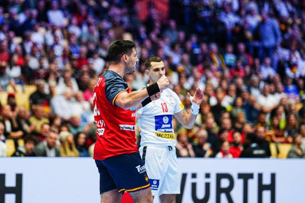 Torjubel Abel Serdio (Spanien, 20) DEN, Spanien vs. Serbien, Handball, EHF Europameisterschaft 2026, Gruppe A, Spieltag 1, 15.01.2026 DEN, Spanien vs. Serbien, Handball, EHF Europameisterschaft 2026, Gruppe A, Spieltag 1, 15.01.2026 Herning Copyright: xEibner-Pressefoto MarcelxvonxFehrnx EP_MFN