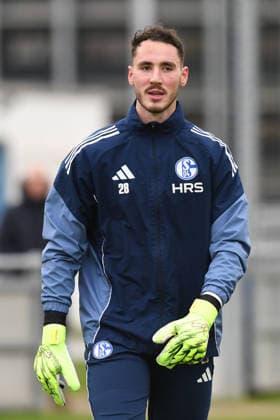 Torhueter Justin Heekeren ( Schalke 04 ). GER, Fussball, Zweite Bundesliga, Training, Schalke 04 Saison 2025 26, 15.01.2026 DFL DFB REGULATIONS PROHIBIT ANY USE OF PHOTOGRAPHS AS IMAGE SEQUENCES AND OR QUASI-VIDEO GER, Fussball, Zweite Bundesliga, Training, Schalke 04 Saison 2025 26, 15.01.2026 Gelsenkirchen Copyright: xEibner-Pressefoto ThomasxThienelx EP_TTL