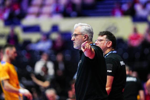 Paulo Pereira (Portugal, Trainer) DEN, Portugal vs. Rumaenien, Handball, EHF Europameisterschaft 2026, Gruppe B, Spieltag 1, 16.01.2026 DEN, Portugal vs. Rumaenien, Handball, EHF Europameisterschaft 2026, Gruppe B, Spieltag 1, 16.01.2026 Herning Copyright: xEibner-Pressefoto MarcelxvonxFehrnx EP_MFN