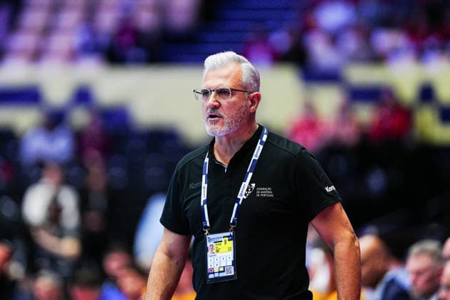 Paulo Pereira (Portugal, Trainer) DEN, Portugal vs. Rumaenien, Handball, EHF Europameisterschaft 2026, Gruppe B, Spieltag 1, 16.01.2026 DEN, Portugal vs. Rumaenien, Handball, EHF Europameisterschaft 2026, Gruppe B, Spieltag 1, 16.01.2026 Herning Copyright: xEibner-Pressefoto MarcelxvonxFehrnx EP_MFN