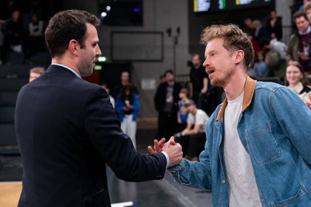 Benka Barloschky (Veolia Towers Hamburg, Trainer) und Per Guenther, GER, Veolia Towers Hamburg vs Ratiopharm Ulm, Basketball, Bundesliga, Spieltag 16, Saison 2025 2026, 18.01.2026 GER, Veolia Towers Hamburg vs Ratiopharm Ulm, Basketball, Bundesliga, Spieltag 16, Saison 2025 2026, 18.01.2026 Hamburg Copyright: xEibner-Pressefoto MaxxVincenx EP_MVN