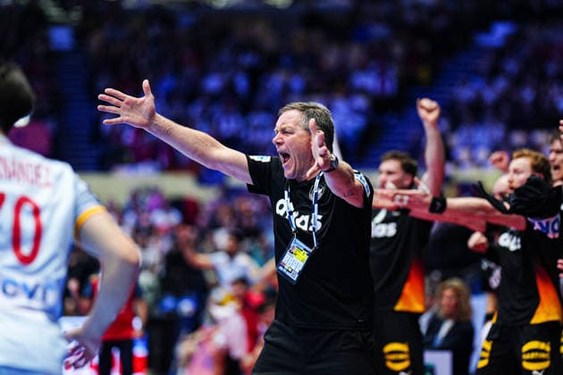 Alfred Gislason (Deutschland, Trainer) wuetend DEN, Deutschland vs. Spanien, Handball, EHF Europameisterschaft 2026, Gruppe A, Spieltag 3, 19.01.2026 DEN, Deutschland vs. Spanien, Handball, EHF Europameisterschaft 2026, Gruppe A, Spieltag 3, 19.01.2026 Herning Copyright: xEibner-Pressefoto MarcelxvonxFehrnx EP_MFN