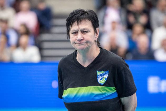 Danuta Brinkmann (Skurios Volleys Borken, Head-Coach). - kritischer Blick GER, Allianz MTV Stuttgart - Skurios Volleys Borken, Volleyball Bundesliga, VBL, Spielzeit 2025 2026, 20.01.2026 GER, Allianz MTV Stuttgart - Skurios Volleys Borken, Volleyball Bundesliga, VBL, Spielzeit 2025 2026, 20.01.2026 Stuttgart Copyright: xSandyxDinkelackerx EP_SDR