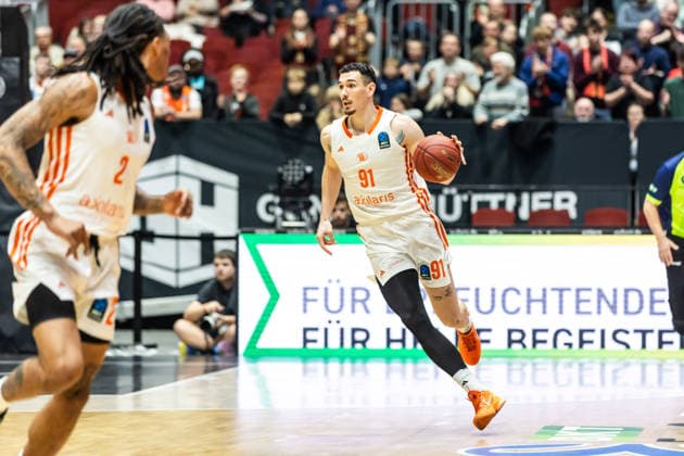 GER, BKT EuroCup, Saison 2025 2026, Niners Chemnitz - Cosea JL Bourg-en-Bresse. 20.01.2026, Messe, Chemnitz, GER, BKT EuroCup, Saison 2025 2026, Niners Chemnitz - Cosea JL Bourg-en-Bresse. Yordan Minchev (Niners Chemnitz, 91) Foto Alexander Trienitz Chemnitz Messe Sachsen Deutschland