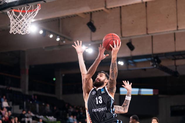 Martin Breunig (Veolia Towers Hamburg, 13) beim Korbleger, GER, Veolia Towers Hamburg vs Umana Reyer Venice, Basketball, EuroCup, Spieltag 15, Saison 2025 2026, 21.01.2026 GER, Veolia Towers Hamburg vs Umana Reyer Venice, Basketball, EuroCup, Spieltag 15, Saison 2025 2026, 21.01.2026 Hamburg Copyright: xEibner-Pressefoto MaxxVincenx EP_MVN