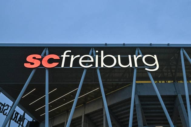 Schriftzug SC Freiburg am Stadion GER, SC Freiburg - Maccabi Tel Aviv, Fussball, Europa League, 7. Spieltag, Saison 2025 2026, 22.01.2026 GER, SC Freiburg - Maccabi Tel Aviv, Fussball, Europa League, 7. Spieltag, Saison 2025 2026, 22.01.2026 Freiburg Copyright: xEibner-Pressefoto ThomasxHessx EP_THS