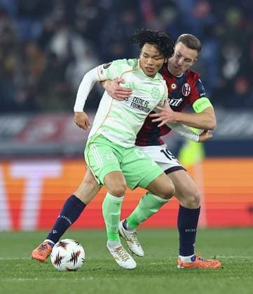 Reo Hatate of Celtic competes for the ball with Lewis Ferguson of Bologna Bologna v Celtic, UEFA Europa League, Group Stage, Football, Renato Dall Ara Stadium, Bologna, Italy - 22 Jan 2026Bologna Renato Dall Ara Stadium Italy EDITORIAL USE ONLY No use with unauthorised audio, video, data, fixture lists, club league logos or live services. Online in-match use limited to 120 images, no video emulation. No use in betting, games or single club league player publications. Copyright: xMichaelxZemanek Shutterstockx 16348366af