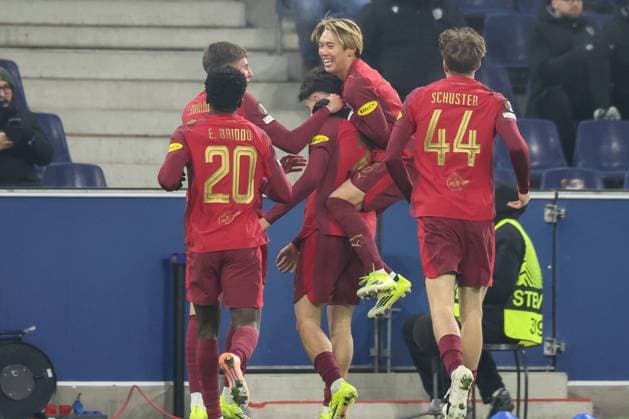 Jubel bei Salzburg nach dem 2:0 durch Kerim Alajbegovic 27 (FC Red Bull Salzburg), mit Edmund Baidoo 20 (FC Red Bull Salzburg), Sota Kitano 8 (FC Red Bull Salzburg) und Jannik Schuster 44 (FC Red Bull Salzburg), FC Salzburg vs. FC Basel 1893, Fussball, Maenner, UEFA Europa League, Saison 2025 2026, Ligaphase, 7. Spieltag, 22.01.2026 Wals-Siezenheim Salzburg Oesterreich