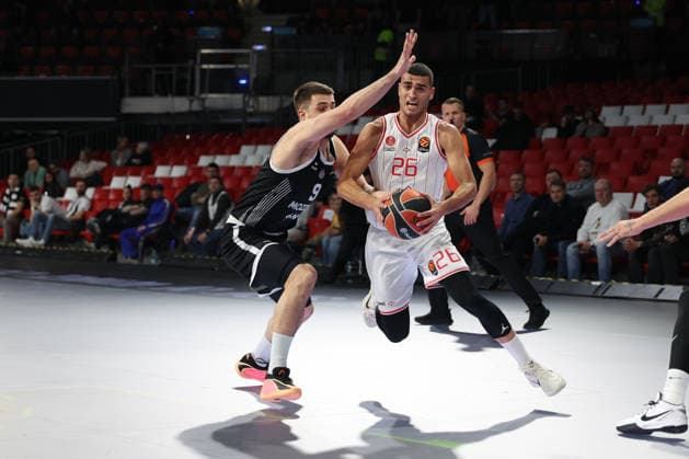 Yam Madar (Hapoel IBI Tel Aviv, 26) mit Vanja Marinkovic (Partizan Mozzart Bet Belgrad, 09), GER, Partizan Mozzart Bet Belgrad vs. Hapoel IBI Tel Aviv, Basketball, Euroleague, 24. Spieltag, Saison 2025 2026, 23.01.2026, 13.11.2025, GER, Partizan Mozzart Bet Belgrad vs. Hapoel IBI Tel Aviv, Basketball, Euroleague, 24. Spieltag, Saison 2025 2026, 23.01.2026 Muenchen Copyright: xEibner-Pressefoto JennixMaulx EP_JML