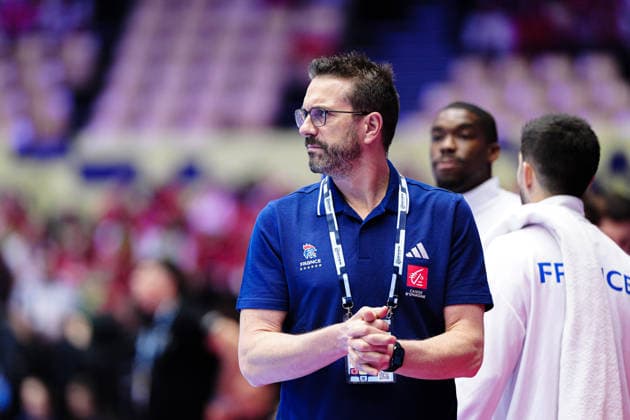 Guillaume Gille (Frankreich, Trainer) DEN, Frankreich vs. Portugal, Handball, EHF Europameisterschaft 2026, Hauptrunde, Spieltag 2, 24.01.2026 DEN, Frankreich vs. Portugal, Handball, EHF Europameisterschaft 2026, Hauptrunde, Spieltag 2, 24.01.2026 Herning Copyright: xEibner-Pressefoto MarcelxvonxFehrnx EP_MFN