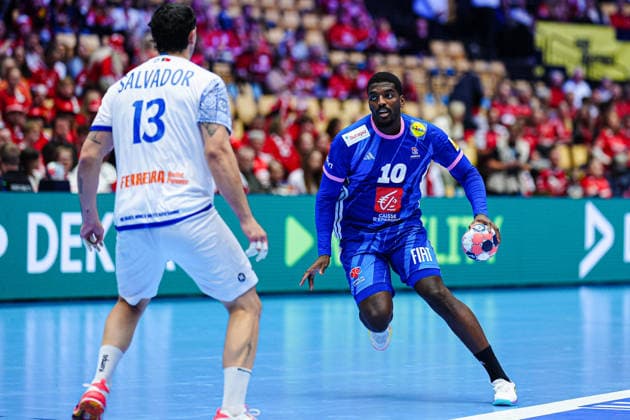 Dika Mem (Frankreich, 10) DEN, Frankreich vs. Portugal, Handball, EHF Europameisterschaft 2026, Hauptrunde, Spieltag 2, 24.01.2026 DEN, Frankreich vs. Portugal, Handball, EHF Europameisterschaft 2026, Hauptrunde, Spieltag 2, 24.01.2026 Herning Copyright: xEibner-Pressefoto MarcelxvonxFehrnx EP_MFN