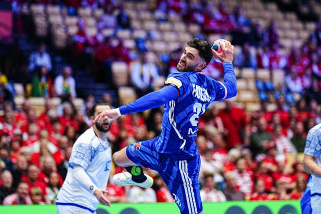 Wurf Tor Ludovic Fabregas (Frankreich, 23) DEN, Frankreich vs. Portugal, Handball, EHF Europameisterschaft 2026, Hauptrunde, Spieltag 2, 24.01.2026 DEN, Frankreich vs. Portugal, Handball, EHF Europameisterschaft 2026, Hauptrunde, Spieltag 2, 24.01.2026 Herning Copyright: xEibner-Pressefoto MarcelxvonxFehrnx EP_MFN
