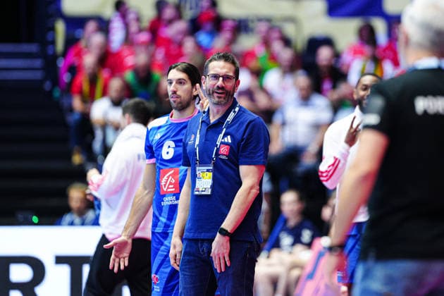 Guillaume Gille (Frankreich, Trainer) DEN, Frankreich vs. Portugal, Handball, EHF Europameisterschaft 2026, Hauptrunde, Spieltag 2, 24.01.2026 DEN, Frankreich vs. Portugal, Handball, EHF Europameisterschaft 2026, Hauptrunde, Spieltag 2, 24.01.2026 Herning Copyright: xEibner-Pressefoto MarcelxvonxFehrnx EP_MFN