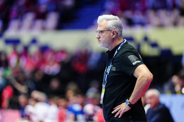 Paulo Pereira (Portugal, Trainer) DEN, Frankreich vs. Portugal, Handball, EHF Europameisterschaft 2026, Hauptrunde, Spieltag 2, 24.01.2026 DEN, Frankreich vs. Portugal, Handball, EHF Europameisterschaft 2026, Hauptrunde, Spieltag 2, 24.01.2026 Herning Copyright: xEibner-Pressefoto MarcelxvonxFehrnx EP_MFN