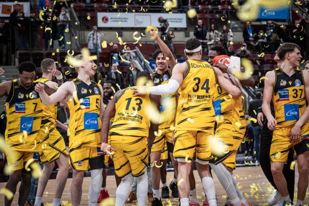 Jubel, Freude bei den MHP Riesen nach Heimsieg GER, MHP Riesen Ludwigsburg - Basketball Loewen Braunschweig, easycredit BBL, Basketball, Bundesliga, 17. Spieltag, Spielzeit 2025 2026, 24.01.2026 GER, MHP Riesen Ludwigsburg - Basketball Loewen Braunschweig, easycredit BBL, Basketball, Bundesliga, 17. Spieltag, Spielzeit 2025 2026, 24.01.2026 Ludwigsburg Copyright: xSandyxDinkelackerx EP_SDR