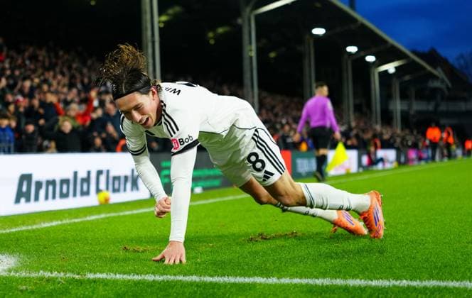 Harry Wilson of Fulham celebrates scoring a goal after making it 2-1 Fulham v Brighton and Hove Albion, Premier League, Football, Craven Cottage, London, UK - 24 Jan 2026London Craven Cottage United Kingdom EDITORIAL USE ONLY No use with unauthorised audio, video, data, fixture lists, club league logos or live services. Online in-match use limited to 120 images, no video emulation. No use in betting, games or single club league player publications. Copyright: xJavierxGarcia Shutterstockx 16425974du