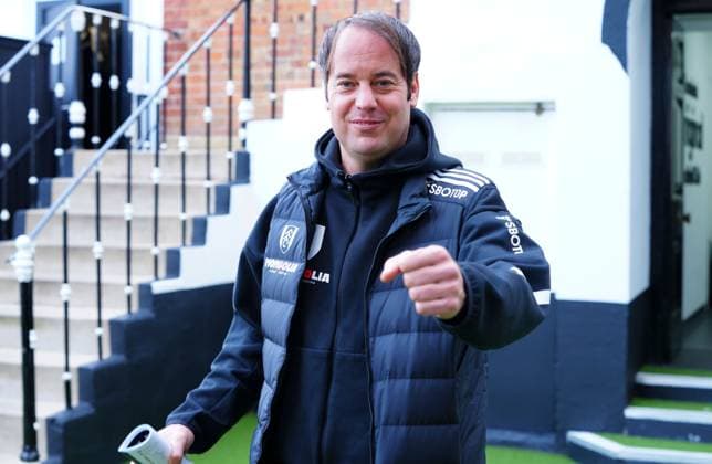 Fulham goalkeeping coach Geoff Warne Fulham v Brighton and Hove Albion, Premier League, Football, Craven Cottage, London, UK - 24 Jan 2026London Craven Cottage United Kingdom EDITORIAL USE ONLY No use with unauthorised audio, video, data, fixture lists, club league logos or live services. Online in-match use limited to 120 images, no video emulation. No use in betting, games or single club league player publications. Copyright: xJavierxGarcia Shutterstockx 16425974fd