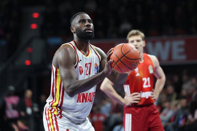 Eddy Edigin Jr. (Fitness First Wuerzburg Baskets, 27) mit Ball, GER, FC Bayern Basketball vs. Fitness First Wuerzburg Baskets, Basketball, easycredit Basketball Bundesliga, 17. Spieltag, Saison 2025 2026, 25.01.2026, GER, FC Bayern Basketball vs. Fitness First Wuerzburg Baskets, Basketball, easycredit Basketball Bundesliga, 17. Spieltag, Saison 2025 2026, 25.01.2026 Muenchen Copyright: xEibner-Pressefoto JennixMaulx EP_JML