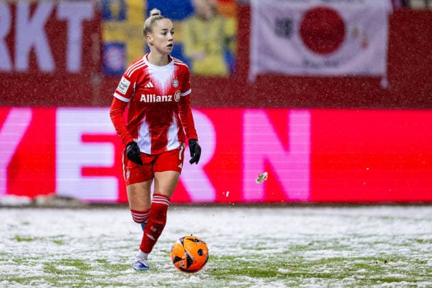 Giulia Gwinn (FC Bayern Muenchen Frauen, 07) GER, FC Bayern Muenchen Frauen vs. RB Leipzig, Fussball, Google Pixel Frauen-Bundesliga, 15. Spieltag, Saison 2025 2026, 25.01.2026. (DFL DFB REGULATIONS PROHIBIT ANY USE OF PHOTOGRAPHS as IMAGE SEQUENCES and or QUASI-VIDEO). GER, FC Bayern Muenchen Frauen vs. RB Leipzig, Fussball, Google Pixel Frauen-Bundesliga, 15. Spieltag, Saison 2025 2026, 25.01.2026. Muenchen Copyright: xEibner-Pressefoto HeikexFeinerx EP_HFR