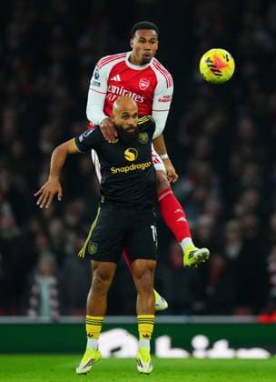 Gabriel Magalhaes of Arsenal and Bryan Mbeumo of Manchester United, ManU Arsenal v Manchester United, Premier League, Football, Emirates Stadium, London, UK - 25 Jan 2026London Emirates Stadium United Kingdom EDITORIAL USE ONLY No use with unauthorised audio, video, data, fixture lists, club league logos or live services. Online in-match use limited to 120 images, no video emulation. No use in betting, games or single club league player publications. Copyright: xJavierxGarcia Shutterstockx 16426081el