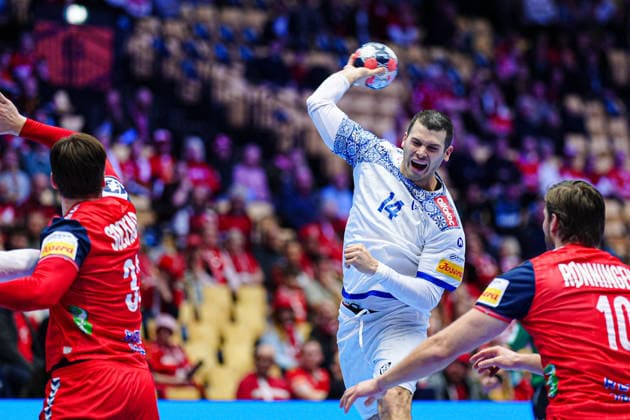 Wurf Tor Rui Silva (Portugal, 14) DEN, Portugal vs. Norwegen, Handball, EHF Europameisterschaft 2026, Hauptrunde, Spieltag 3, 26.01.2026 DEN, Portugal vs. Norwegen, Handball, EHF Europameisterschaft 2026, Hauptrunde, Spieltag 3, 26.01.2026 Herning Copyright: xEibner-Pressefoto MarcelxvonxFehrnx EP_MFN
