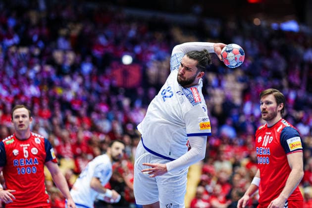 Wurf Tor Luis Frade (Portugal, 82) DEN, Portugal vs. Norwegen, Handball, EHF Europameisterschaft 2026, Hauptrunde, Spieltag 3, 26.01.2026 DEN, Portugal vs. Norwegen, Handball, EHF Europameisterschaft 2026, Hauptrunde, Spieltag 3, 26.01.2026 Herning Copyright: xEibner-Pressefoto MarcelxvonxFehrnx EP_MFN