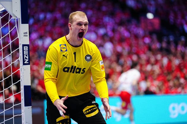 Jubel nach Parade David Spaeth (Deutschland, 01) DEN, Deutschland vs. Daenemark, Handball, EHF Europameisterschaft 2026, Hauptrunde, Spieltag 3, 26.01.2026 DEN, Deutschland vs. Daenemark, Handball, EHF Europameisterschaft 2026, Hauptrunde, Spieltag 3, 26.01.2026 Herning Copyright: xEibner-Pressefoto MarcelxvonxFehrnx EP_MFN