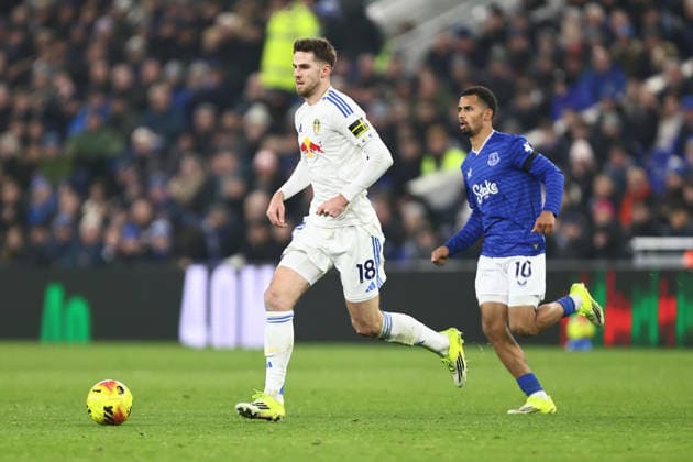 Anton Stach of Leeds United Everton v Leeds, Premier League, Football, Hill Dickinson Stadium, Liverpool, UK - 26 Jan 2026Liverpool Hill Dickinson Stadium United Kingdom EDITORIAL USE ONLY No use with unauthorised audio, video, data, fixture lists, club league logos or live services. Online in-match use limited to 120 images, no video emulation. No use in betting, games or single club league player publications. Copyright: xPhilxOldham Shutterstockx 16426163u