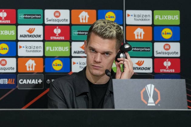 Matthias Ginter (SC Freiburg, 28) , Frankreich, Fussball, UEFA Europa League, 8.Spieltag, Ligaphase, 2025 2026, OSC Lille vs. SC Freiburg, 28.01.2026, Pressekonferenz des SC Freiburg vor dem letzten Europa League Spiel in der Ligaphase, Pressegespräch, Stade Pierre-Mauroy, Lille, Frankreich, Pressekonferenz des SC Freiburg vor dem letzten Europa League Spiel in der Ligaphase, Pressegespräch Lille Stade Pierre-Mauroy DÃ partements Nord, Hauts-de-Fra Frankreich Copyright: xArnexAmbergx