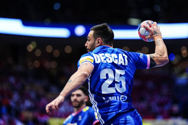 Wurf Tor Hugo Descat (Frankreich, 25) DEN, Deutschland vs. Frankreich, Handball, EHF Europameisterschaft 2026, Hauptrunde, Spieltag 4, 28.01.2026 DEN, Deutschland vs. Frankreich, Handball, EHF Europameisterschaft 2026, Hauptrunde, Spieltag 4, 28.01.2026 Herning Copyright: xEibner-Pressefoto MarcelxvonxFehrnx EP_MFN