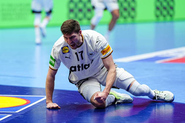 Jubel Lukas Zerbe (Deutschland, 17) DEN, Deutschland vs. Frankreich, Handball, EHF Europameisterschaft 2026, Hauptrunde, Spieltag 4, 28.01.2026 DEN, Deutschland vs. Frankreich, Handball, EHF Europameisterschaft 2026, Hauptrunde, Spieltag 4, 28.01.2026 Herning Copyright: xEibner-Pressefoto MarcelxvonxFehrnx EP_MFN