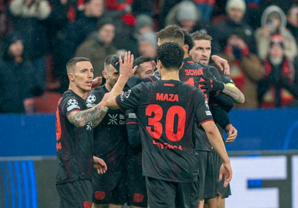 Jubel nach dem Tor zum, jubelnd, bejubelt, jubelt, jubeln, emotionen, celebrate. Tor zum 3-0 durch Alejandro GRIMALDO (Bayer 04 Leverkusen, 20) Bayer 04 Leverkusen - FC Villareal, Leverkusen, BayArena, 28.01.2026, GER, Herren, UEFA Champions League, Season 2025-2026 UEFA regulations prohibit any use of photographs as image sequences and or quasi-video. Copyright: HMBxMedia xMarcoxBader