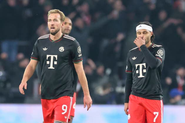 Harry Kane (FC Bayern Muenchen) und Serge Gnabry (FC Bayern Muenchen) schauen enttaeuscht, UEFA Champions League 2025 26 League Phase MD8, PSV Eindhoven v FC Bayern München, PSV Stadion am 28. January 2026 in Eindhoven, Niederlande. (Foto von Marco Steinbrenner DeFodi Images) Harry Kane (FC Bayern Muenchen) und Serge Gnabry (FC Bayern Muenchen) look dejected, UEFA Champions League 2025 26 League Phase MD8, PSV Eindhoven v FC Bayern München, PSV Stadion, January 28, 2026 in Eindhoven, Netherlands. (Photo by Marco Steinbrenner DeFodi Images) -