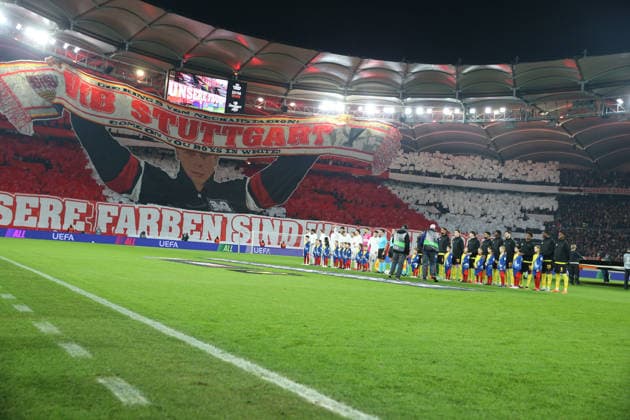 29.01.2026, xrekx, Fussball UEFA Europa League, VfB Stuttgart - Young Boys Bern v.l. VfB Stuttgart Fans ,Stimmung, Schals, Trikot, Fahne, Banner, Ultras, Zuschauer, Besucher, Choreo, Choreografie, atmosphere, spectators, Visitors (DFL DFB REGULATIONS PROHIBIT ANY USE OF PHOTOGRAPHS as IMAGE SEQUENCES and or QUASI-VIDEO) Stuttgart