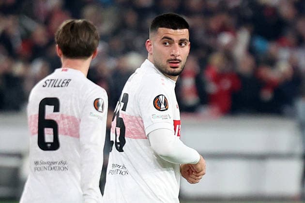 29.01.2026, xrekx, Fussball UEFA Europa League, VfB Stuttgart - Young Boys Bern v.l. Deniz Undav (VfB Stuttgart) verletzt, Verletzung, Schmerz, Schmerzen, injured, injury, pain, pains nach dem 1:0 (DFL DFB REGULATIONS PROHIBIT ANY USE OF PHOTOGRAPHS as IMAGE SEQUENCES and or QUASI-VIDEO) Stuttgart