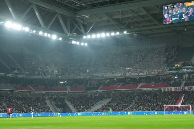 Fans und Ultras im Gästeblock , Frankreich, Fussball, UEFA Europa League, 8.Spieltag, Ligaphase, 2025 2026, OSC Lille vs. SC Freiburg, 29.01.2026, Stade Pierre-Mauroy, Lille, Frankreich Lille Stade Pierre-Mauroy DÃ partements Nord, Hauts-de-Fra Frankreich Copyright: xArnexAmbergx