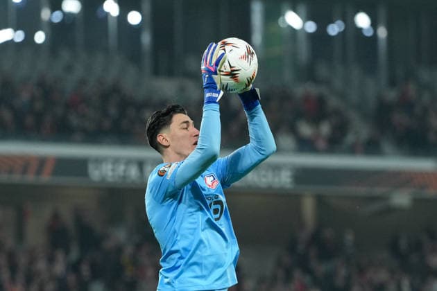 Berke Özer Berke Oezer (OSC Lille, 01) am Ball , Frankreich, Fussball, UEFA Europa League, 8.Spieltag, Ligaphase, 2025 2026, OSC Lille vs. SC Freiburg, 29.01.2026, Stade Pierre-Mauroy, Lille, Frankreich Lille Stade Pierre-Mauroy DÃ partements Nord, Hauts-de-Fra Frankreich Copyright: xArnexAmbergx