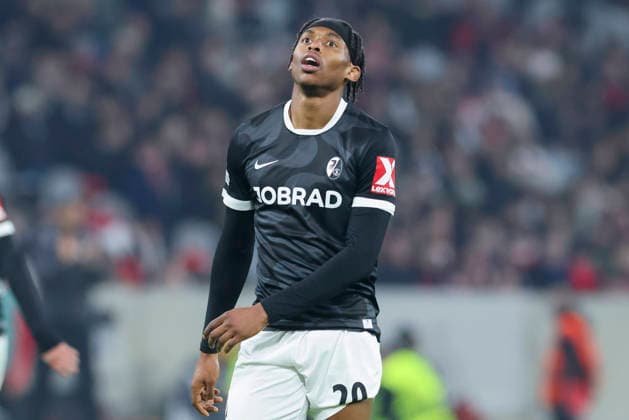 Junior Adamu (SC Freiburg) schaut enttaeuscht, UEFA Europa League 2025 26 League Phase MD8, LOSC Lille v SC Freiburg, Stade Pierre Mauroy am 29. January 2026 in Lille, Frankreich. (Foto von Marco Steinbrenner DeFodi Images) Junior Adamu (SC Freiburg) looks dejected, UEFA Europa League 2025 26 League Phase MD8, LOSC Lille v SC Freiburg, Stade Pierre Mauroy, January 29, 2026 in Lille, France. (Photo by Marco Steinbrenner DeFodi Images) -
