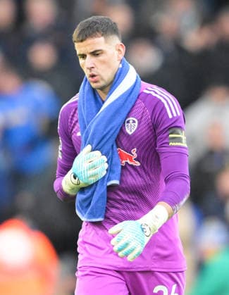 Goalkeeper Karl Darlow of Leeds United leaves the field at half time after scoring an own goal 0-2 Leeds United v Arsenal, Premier League, Football, Elland Road, Leeds, UK - 31 Jan 2026Leeds Elland Road United Kingdom EDITORIAL USE ONLY No use with unauthorised audio, video, data, fixture lists, club league logos or live services. Online in-match use limited to 120 images, no video emulation. No use in betting, games or single club league player publications. Copyright: xGreigxCowie Shutterstockx 16496741an