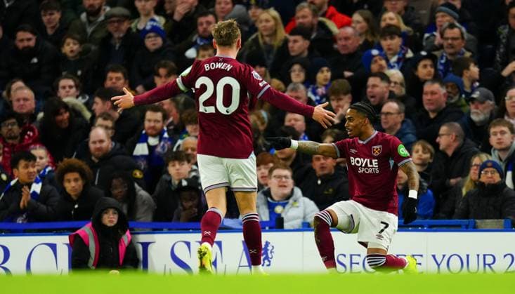 Crysencio Summerville of West Ham United celebrates scoring a goal after making it 2-0 Chelsea v West Ham United, Premier League, Football, Stamford Bridge, London, UK - 31 Jan 2026London Stamford Bridge United Kingdom EDITORIAL USE ONLY No use with unauthorised audio, video, data, fixture lists, club league logos or live services. Online in-match use limited to 120 images, no video emulation. No use in betting, games or single club league player publications. Copyright: xJavierxGarcia Shutterstockx 16496749n