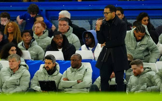 Chelsea manager Liam Rosenior reacts after the second goal scored by Crysencio Summerville of West Ham United, 0-2 Chelsea v West Ham United, Premier League, Football, Stamford Bridge, London, UK - 31 Jan 2026London Stamford Bridge United Kingdom EDITORIAL USE ONLY No use with unauthorised audio, video, data, fixture lists, club league logos or live services. Online in-match use limited to 120 images, no video emulation. No use in betting, games or single club league player publications. Copyright: xJavierxGarcia Shutterstockx 16496749o