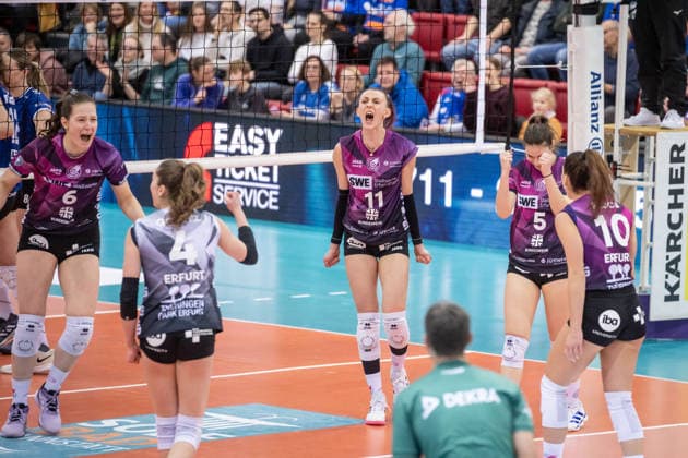 Isabel Kovacic (Schwarze-Weiss Erfurt, 11) und Team - Jubel, Freude, Jubelmomente gab es auch GER, Allianz MTV Stuttgart - Schwarz-Weiss Erfurt, Volleyball Bundesliga, VBL, Spielzeit 2025 2026, 31.01.2026 GER, Allianz MTV Stuttgart - Schwarz-Weiss Erfurt, Volleyball Bundesliga, VBL, Spielzeit 2025 2026, 31.01.2026 Stuttgart Copyright: xSandyxDinkelackerx EP_SDR