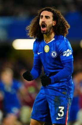 Marc Cucurella of Chelsea celebrates scoring a goal after making it 2-2 Chelsea v West Ham United, Premier League, Football, Stamford Bridge, London, UK - 31 Jan 2026London Stamford Bridge United Kingdom EDITORIAL USE ONLY No use with unauthorised audio, video, data, fixture lists, club league logos or live services. Online in-match use limited to 120 images, no video emulation. No use in betting, games or single club league player publications. Copyright: xJavierxGarcia Shutterstockx 16496749al