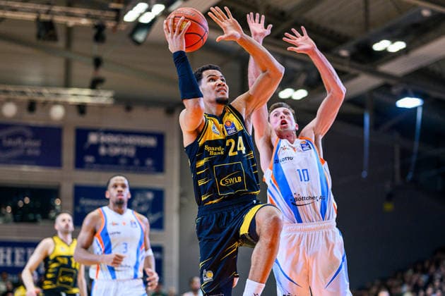 Brandon, Tischler (Forward, MHP Riesen Ludwigsburg, 24), Joe, Wieskamp (Forward, Science City Jena, 10) GER, Science City Jena gegen MHP Riesen Ludwigsburg, easyCredit Basketball Bundesliga, Basketball, 18.Spieltag, Saison 2025 2026, 31.01.2026 GER, Science City Jena gegen MHP Riesen Ludwigsburg, easyCredit Basketball Bundesliga, 18.Spieltag, Saison 2025 2026, 31.01.2026 Jena Copyright: xEibner-Pressefoto MartinxHerbstx EP_MHT
