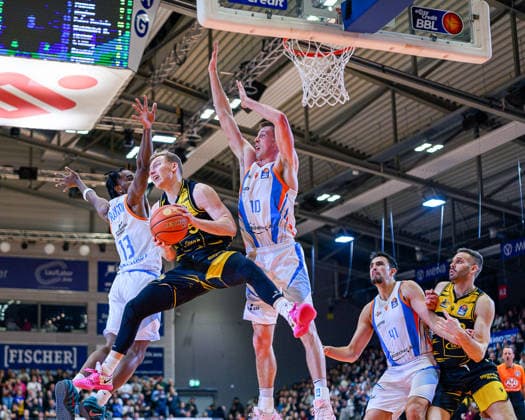 Toms, Skuja (Guard, MHP Riesen Ludwigsburg, 5), Keith, Braxton (Forward, Science City Jena, 13), Joe, Wieskamp (Forward, Science City Jena, 10), Alex, Herrera (Center, Science City Jena, 41), Chris, Carter (Guard, Science City Jena, 5) GER, Science City Jena gegen MHP Riesen Ludwigsburg, easyCredit Basketball Bundesliga, Basketball, 18.Spieltag, Saison 2025 2026, 31.01.2026 GER, Science City Jena gegen MHP Riesen Ludwigsburg, easyCredit Basketball Bundesliga, 18.Spieltag, Saison 2025 2026, 31.01.2026 Jena Copyright: xEibner-Pressefoto MartinxHerbstx EP_MHT