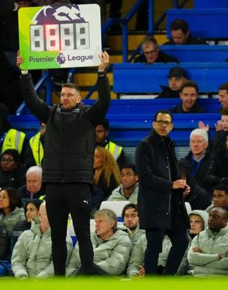 Chelsea manager Liam Rosenior as five minutes of injury time are indicated Chelsea v West Ham United, Premier League, Football, Stamford Bridge, London, UK - 31 Jan 2026London Stamford Bridge United Kingdom EDITORIAL USE ONLY No use with unauthorised audio, video, data, fixture lists, club league logos or live services. Online in-match use limited to 120 images, no video emulation. No use in betting, games or single club league player publications. Copyright: xJavierxGarcia Shutterstockx 16496749as
