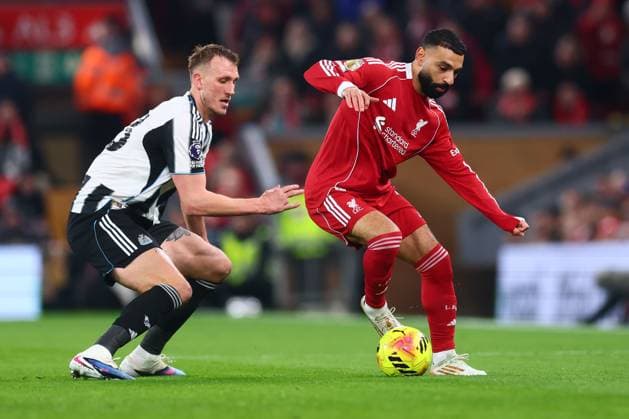 Dan Burn of Newcastle United and Mohamed Salah of Liverpool Liverpool v Newcastle United, Premier League, Football, Anfield, Liverpool, UK - 31 Jan 2026Liverpool Anfield United Kingdom EDITORIAL USE ONLY No use with unauthorised audio, video, data, fixture lists, club league logos or live services. Online in-match use limited to 120 images, no video emulation. No use in betting, games or single club league player publications. Copyright: xPaulxCurrie Shutterstockx 16496754z